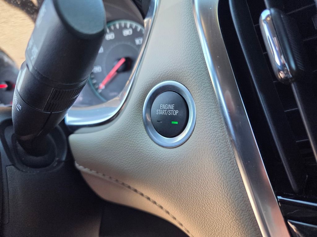 Certified 2023 Chevrolet Traverse LS w/ Midnight/Sport Edition image 25