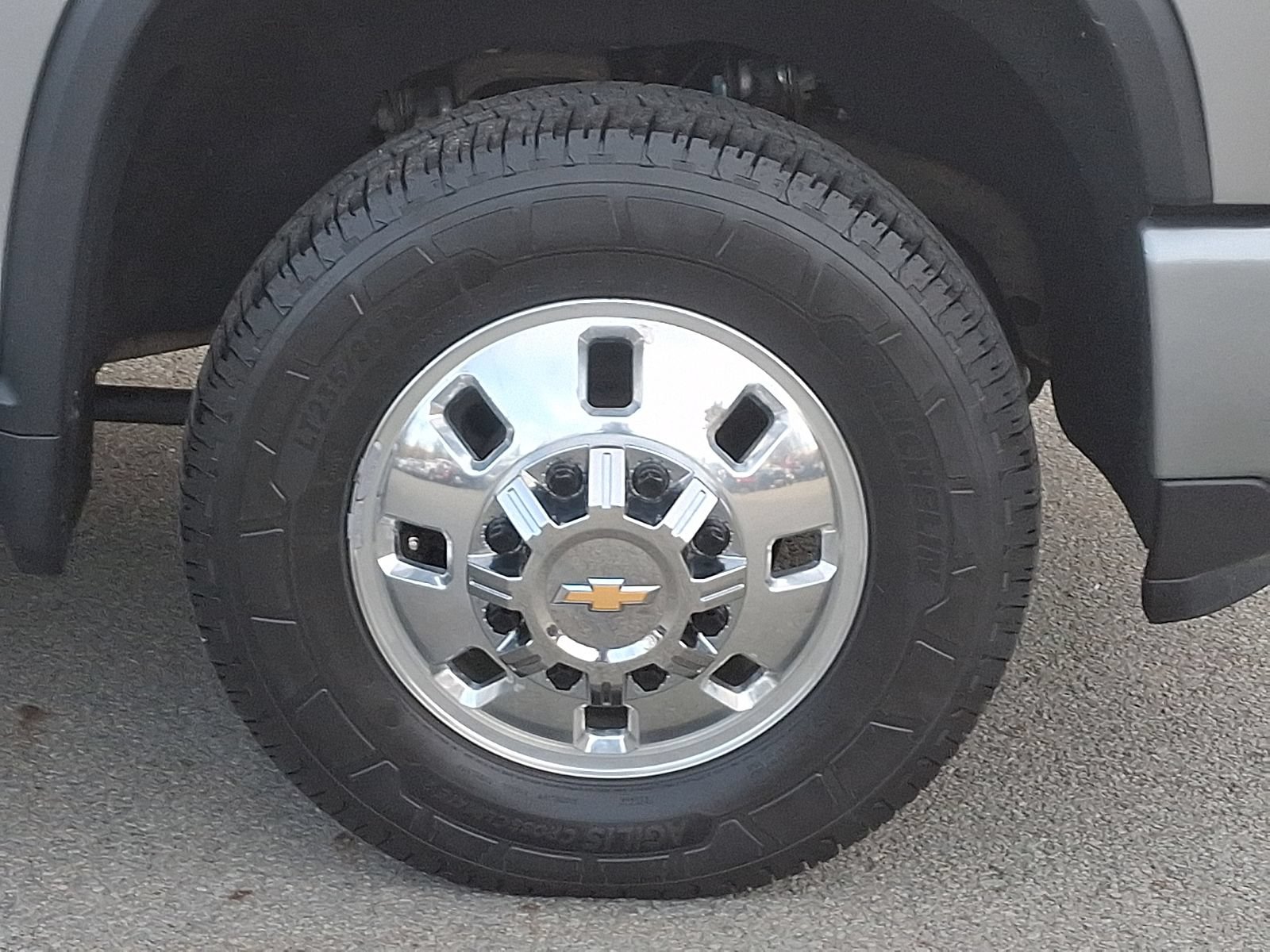 Certified 2025 Chevrolet Silverado 3500 High Country w/ High Country Premium Package AWD/4WD image 8