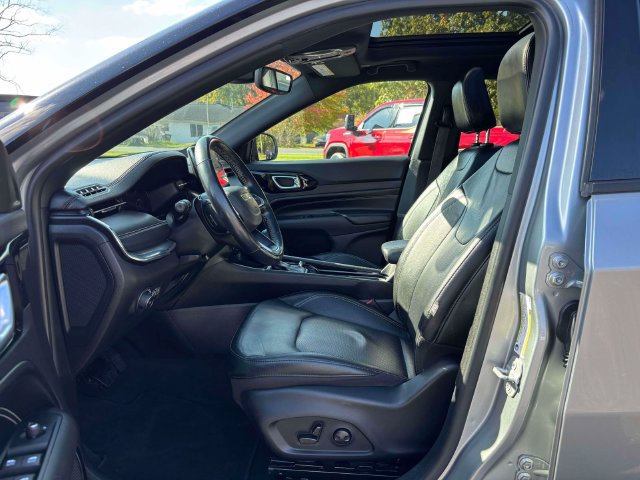 Used 2022 Jeep Compass High Altitude AWD/4WD image 6