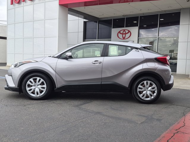 Used 2019 Toyota C-HR LE FWD image 12