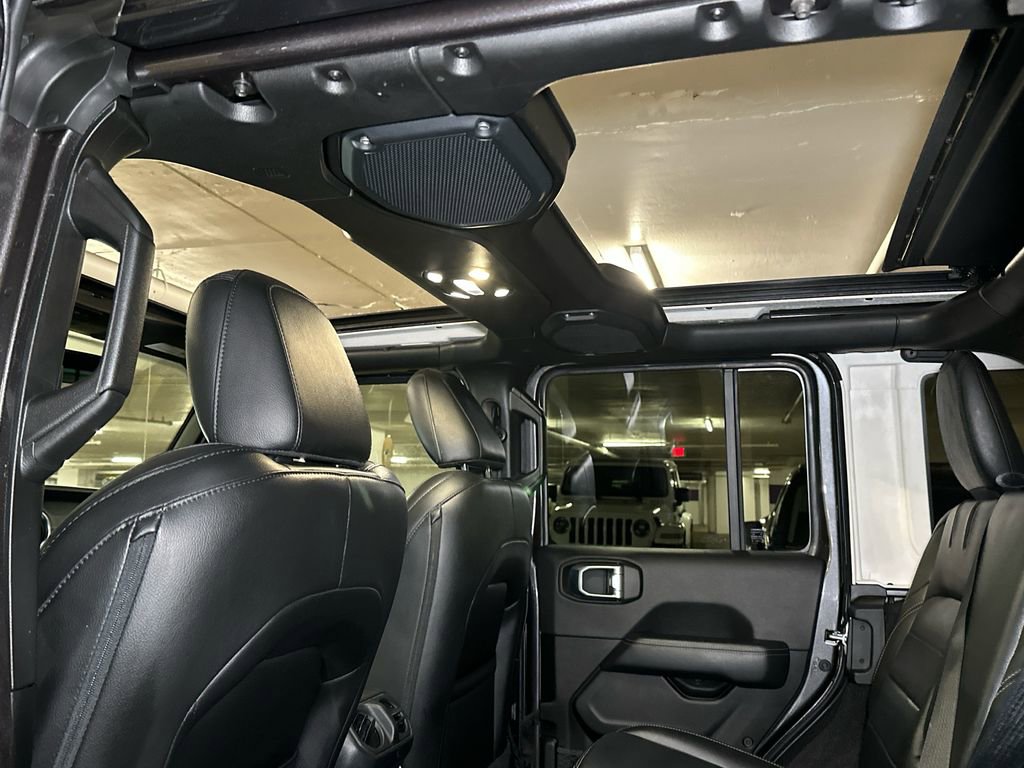 Used 2021 Jeep Wrangler Unlimited Sahara w/ Cold Weather Group image 16