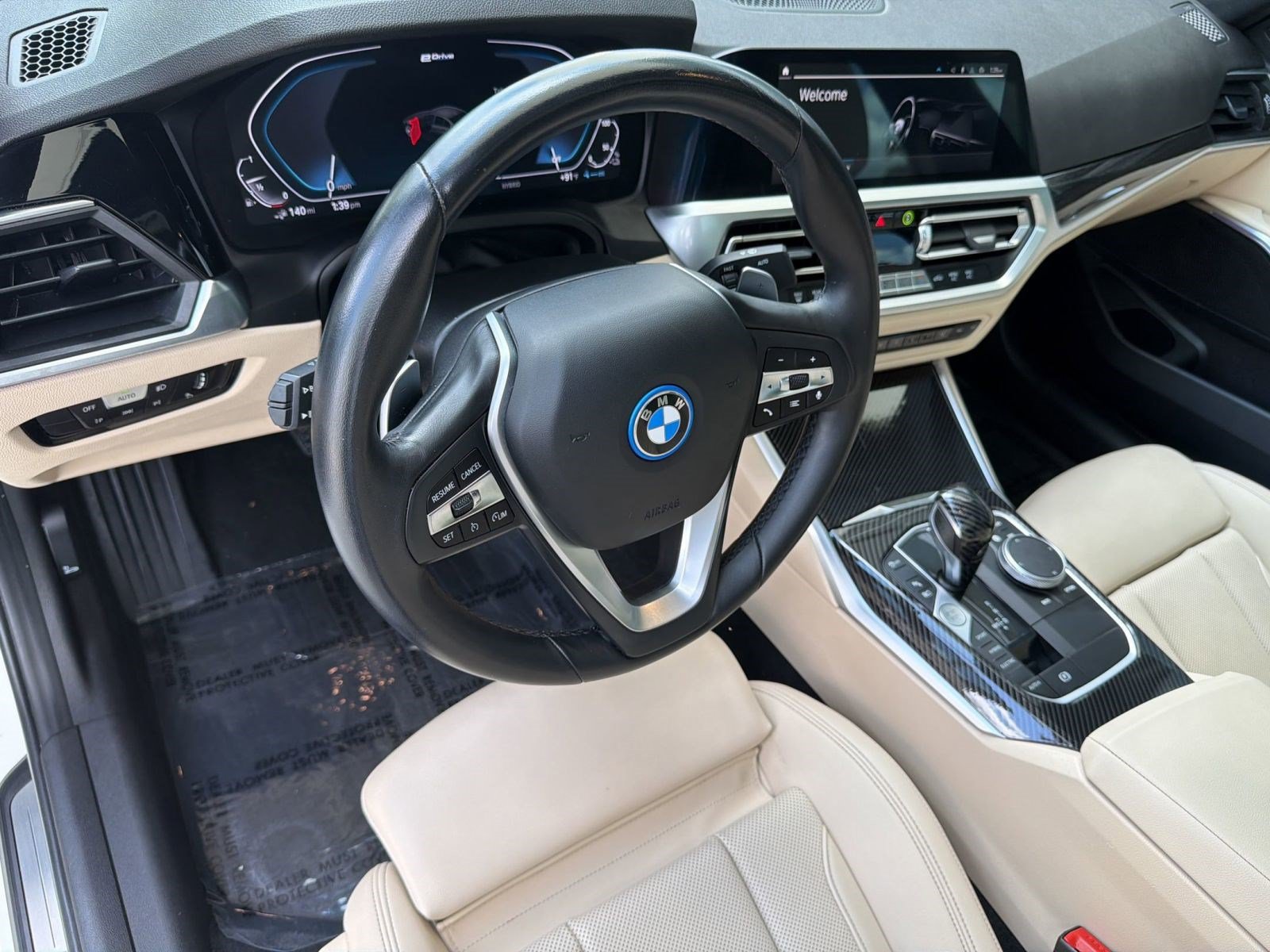 Used 2022 BMW 330e w/ Driving Assistance Package RWD image 4