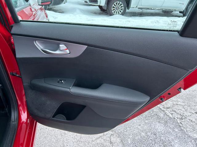 Certified 2022 Kia Forte LXS image 27