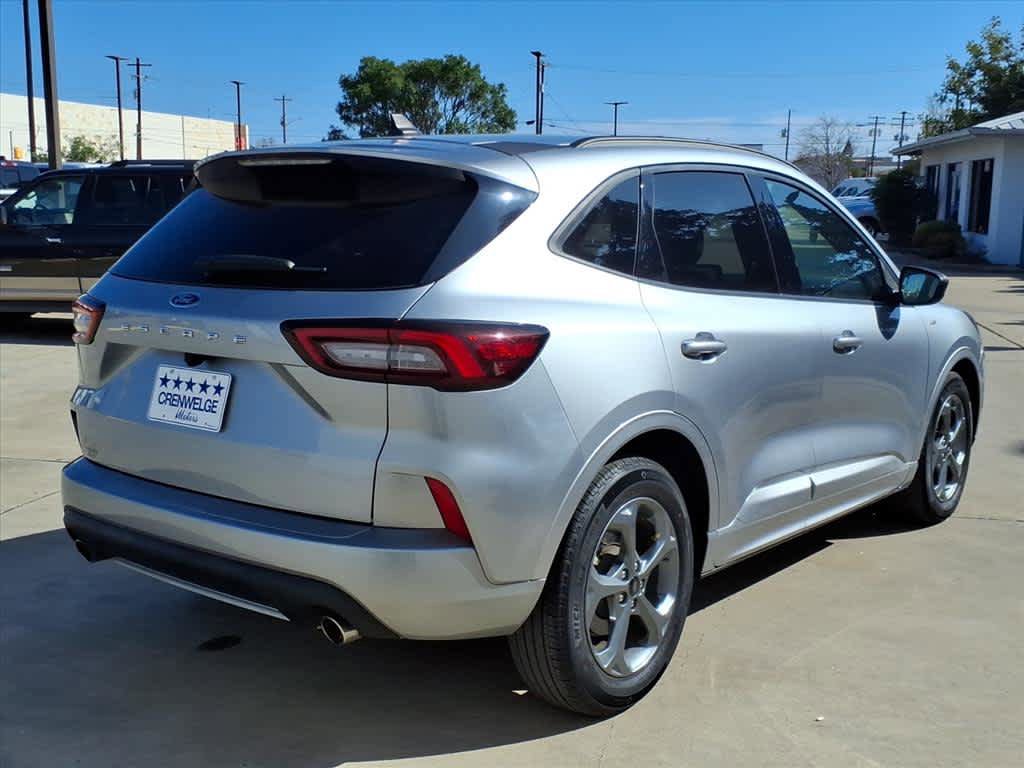 Used 2023 Ford Escape ST-Line w/ Cold Weather Package image 26