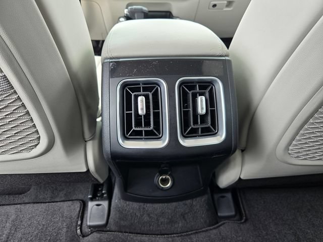 Used 2026 Kia Sorento S FWD image 12