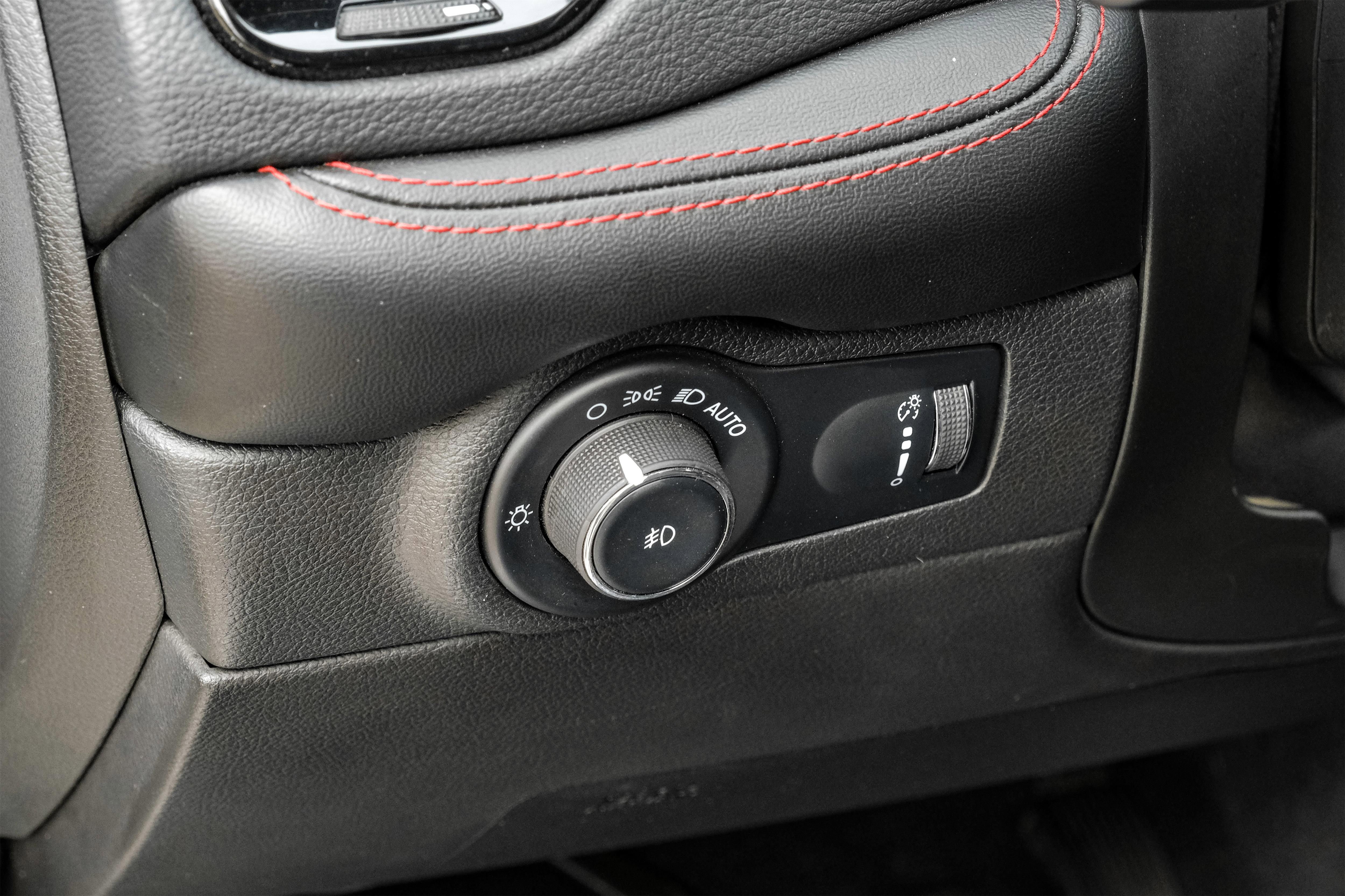 Used 2023 Dodge Durango R/T AWD/4WD image 35