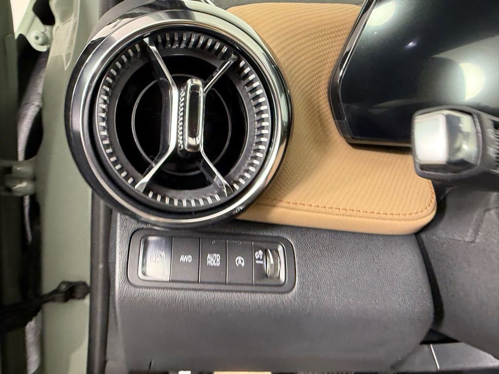 New 2026 Chevrolet Equinox ACTIV w/ LPO, Floor Liner Package image 20