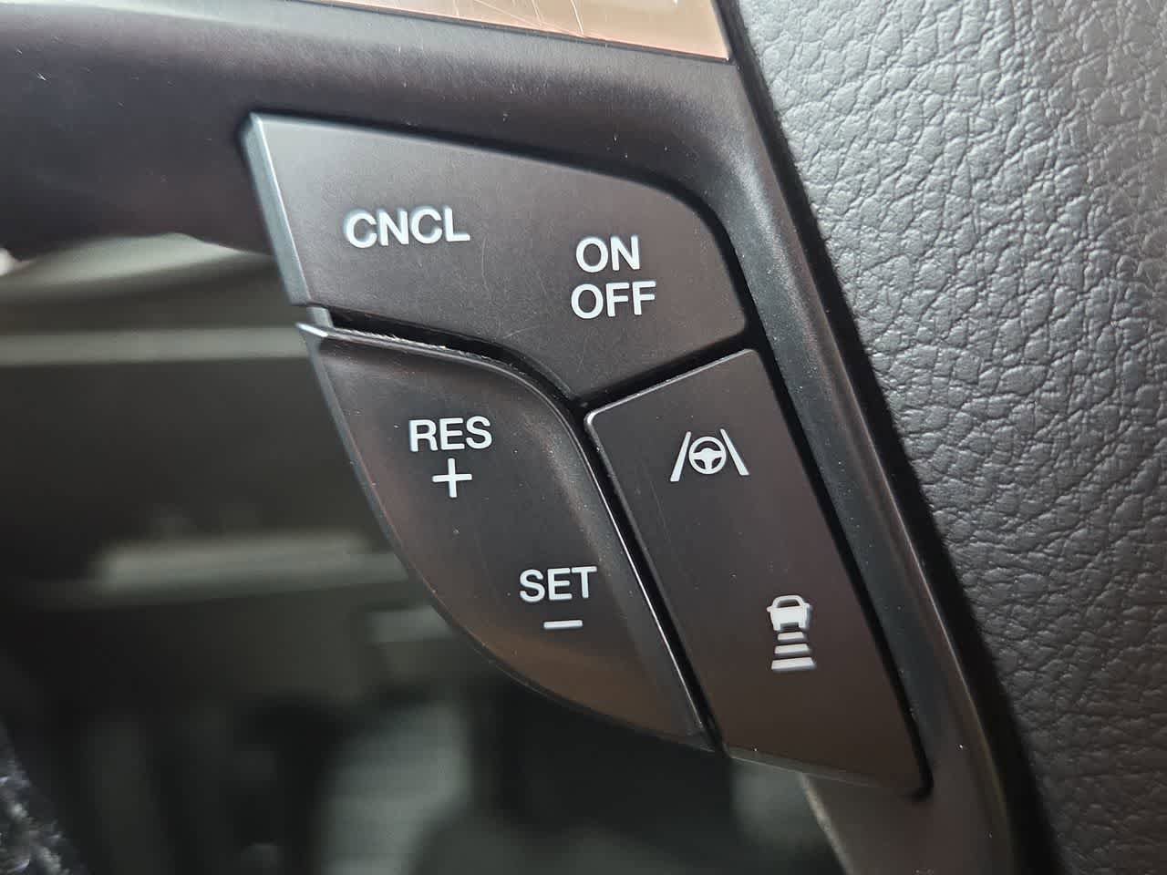 Used 2022 Ford Edge SEL image 24