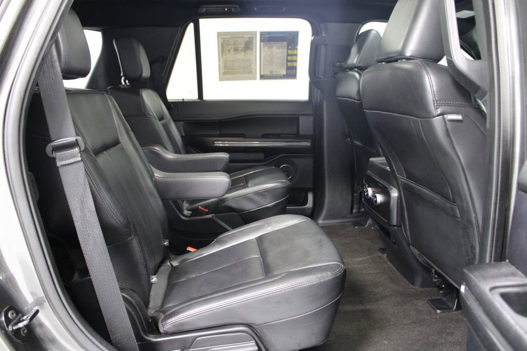 Used 2021 Ford Expedition XLT image 31