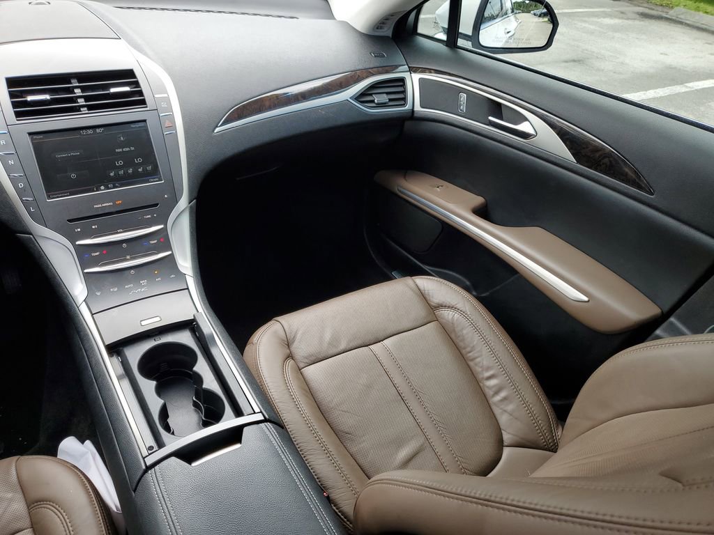 Used 2016 Lincoln MKZ Hybrid w/ Equipment Group 600A Reserve image 17