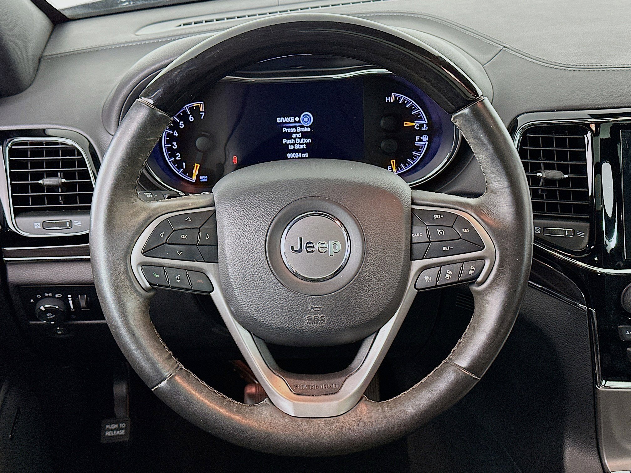 Used 2019 Jeep Grand Cherokee Overland image 18