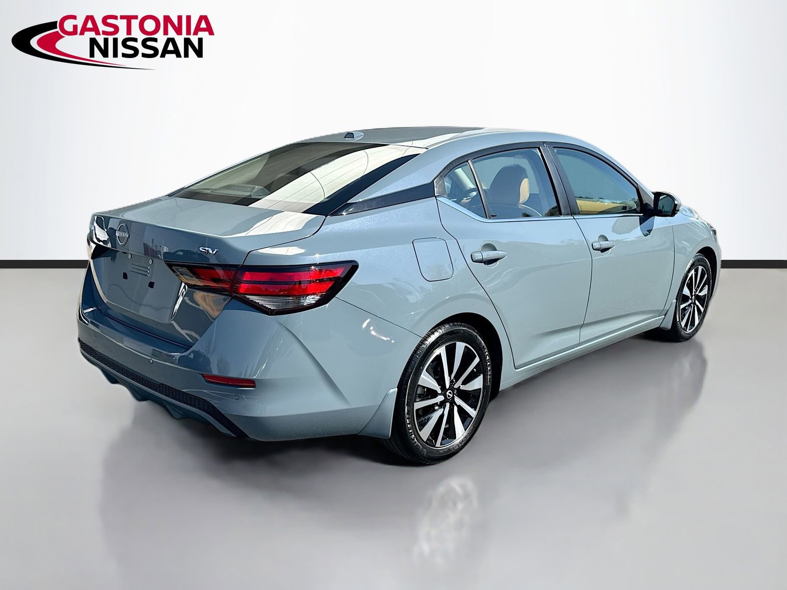 Used 2024 Nissan Sentra SV w/ SV Premium Package image 9