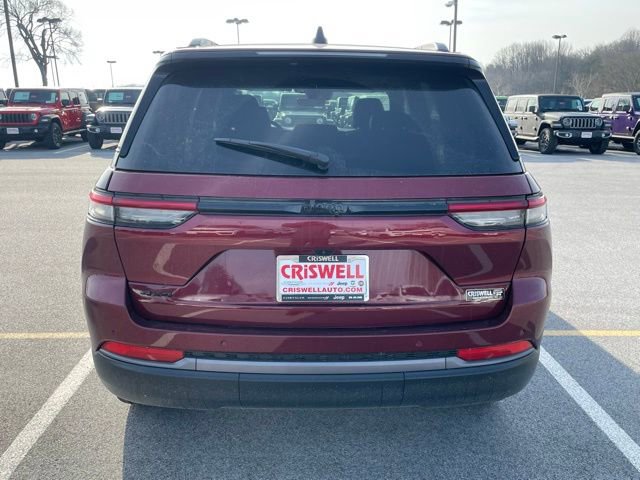 New 2026 Jeep Grand Cherokee Limited w/ Limited Altitude Package AWD/4WD image 6