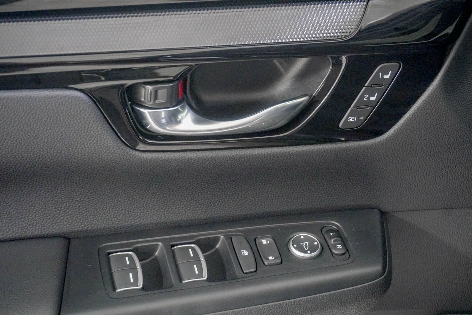 Used 2026 Honda CR-V Sport Touring image 18