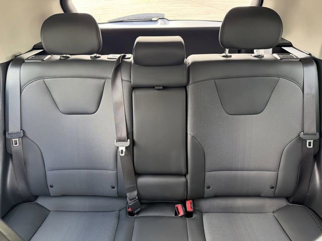 Used 2025 Kia Niro EX FWD image 30