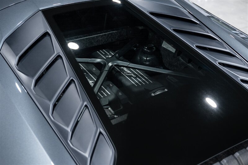 Used 2015 Lamborghini Huracan LP 610-4 AWD/4WD image 61