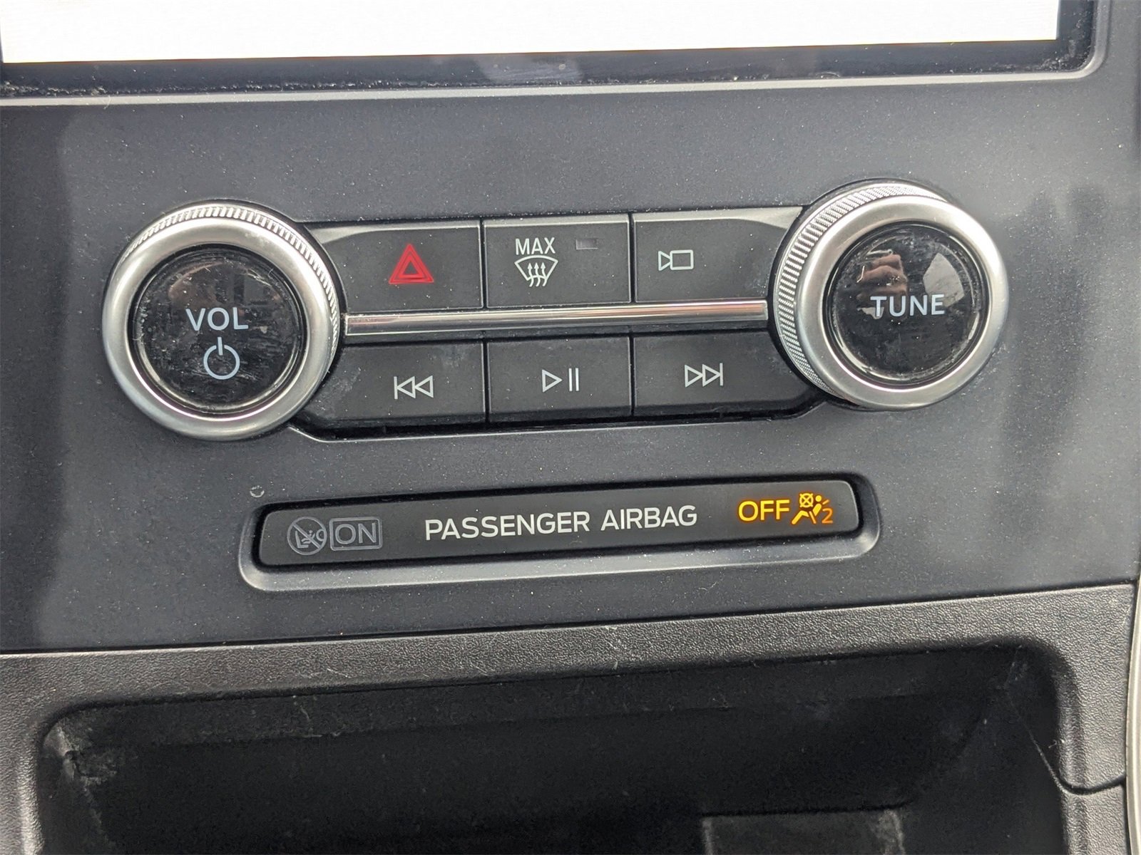 Used 2023 Ford Edge SEL image 22