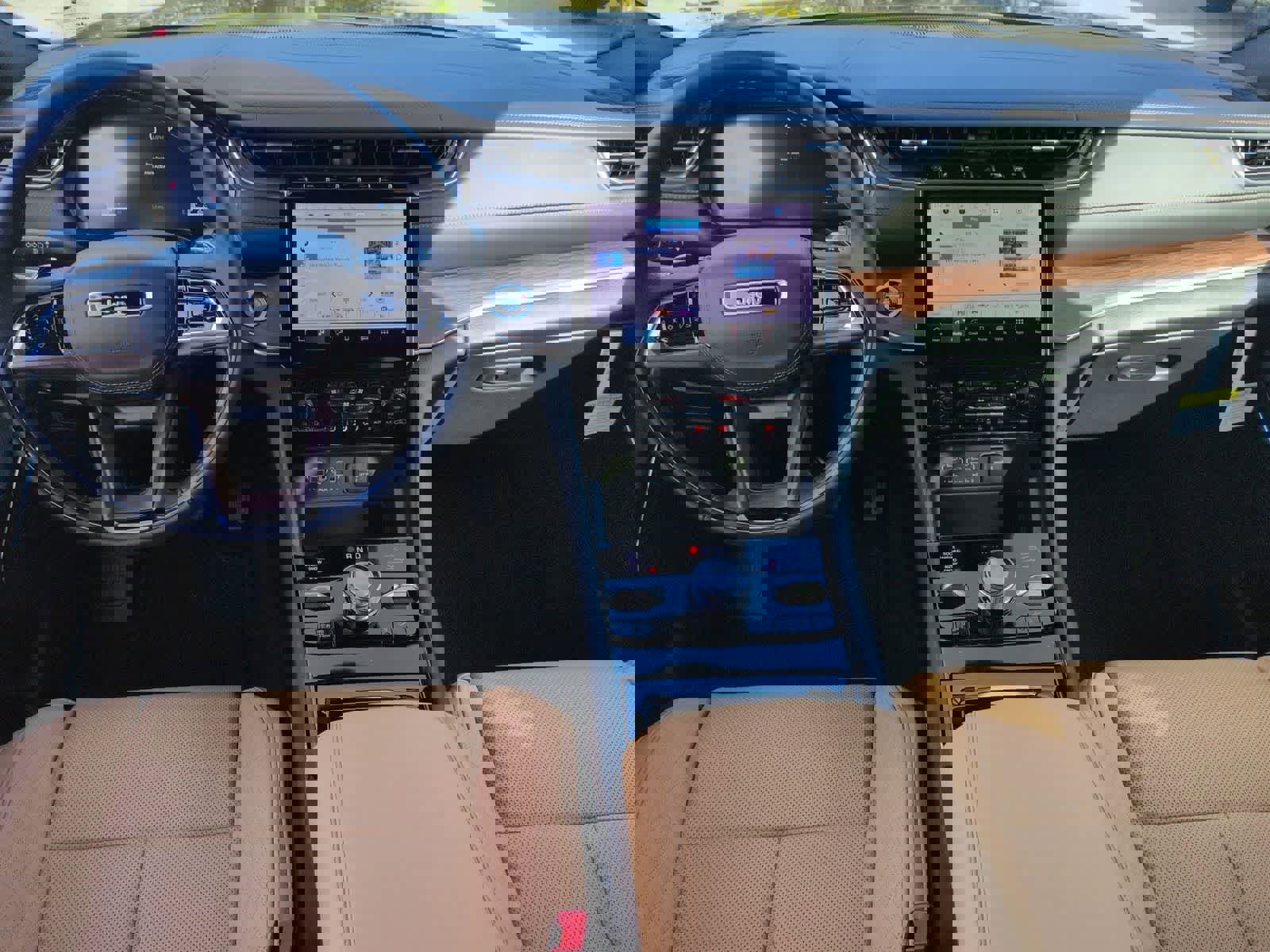 New 2025 Jeep Grand Cherokee Summit w/ Obsidian Package image 14