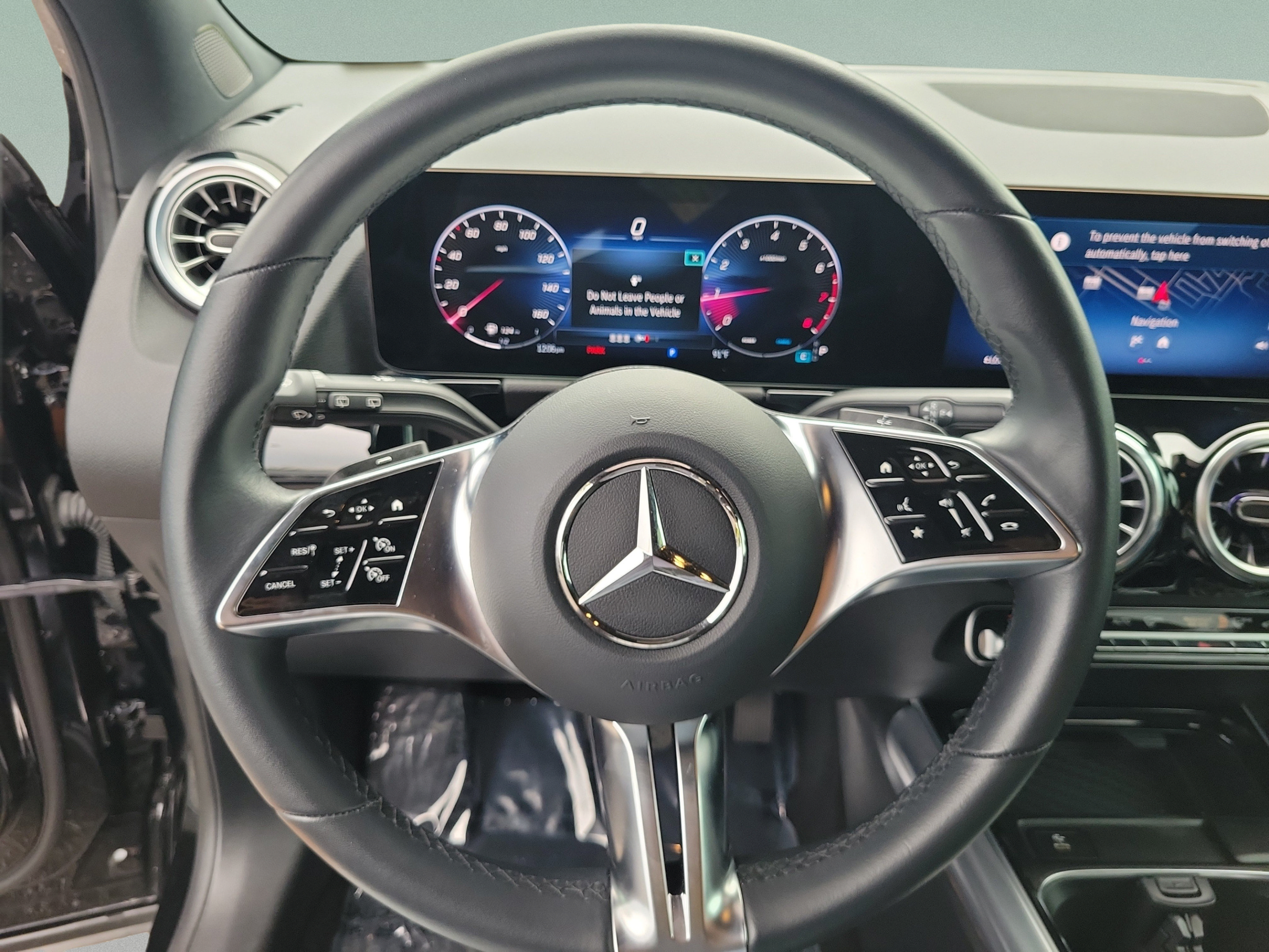 Certified 2025 Mercedes-Benz GLA 250 image 22