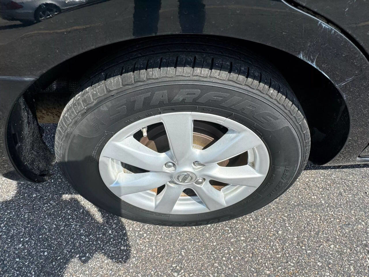 Used 2014 Nissan Versa SV w/ Convenience Package image 31