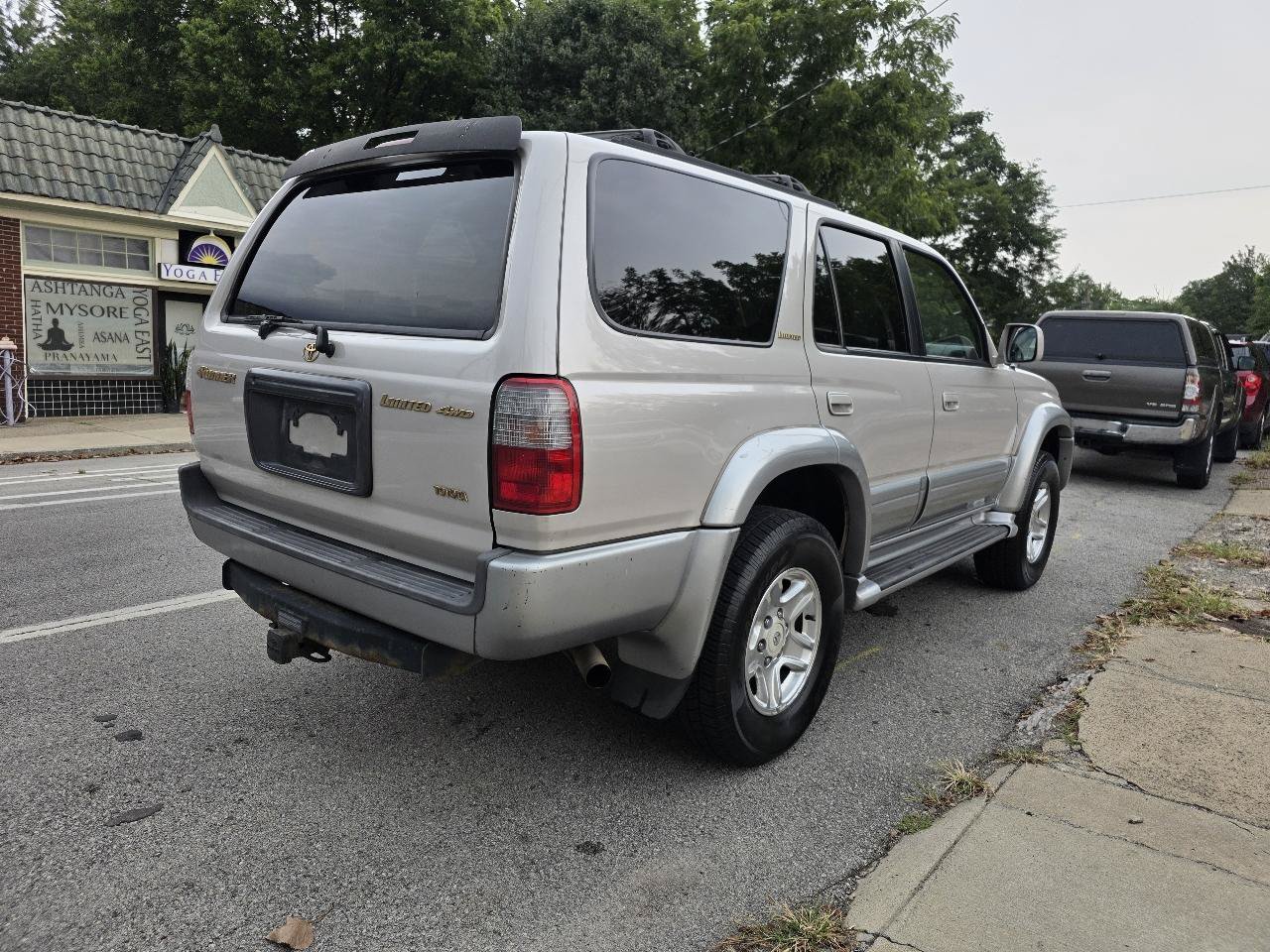 Used 1999 Toyota 4Runner Limited AWD/4WD image 5