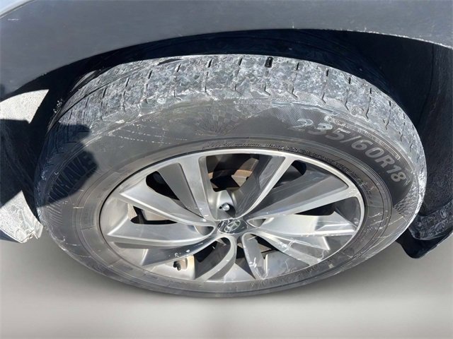 Used 2020 Hyundai Santa Fe SEL w/ Convenience Package image 7