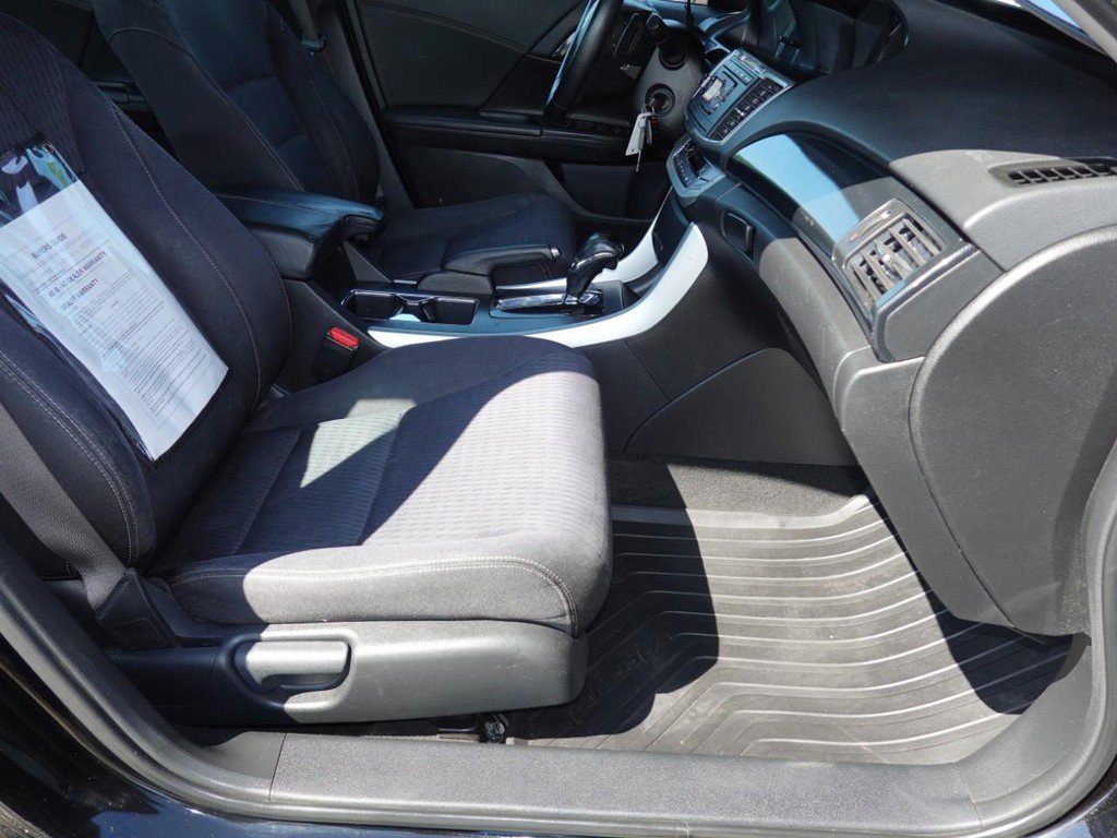 Used 2013 Honda Accord Sport image 22