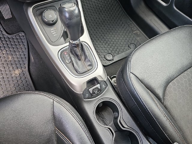 Used 2020 Jeep Compass Latitude w/ Cold Weather Group AWD/4WD image 27