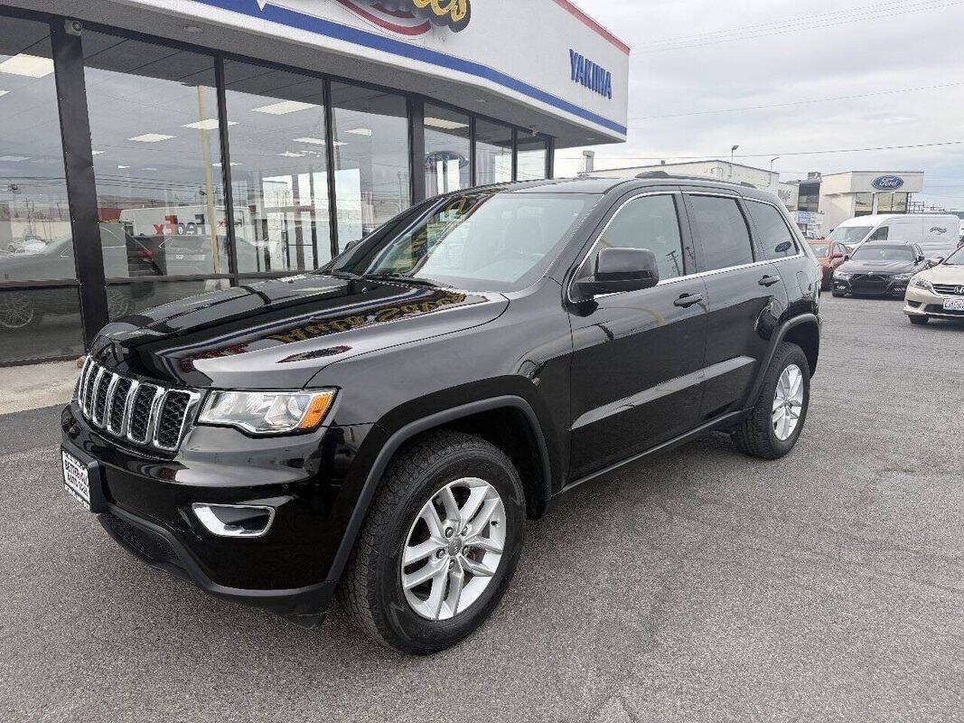 Used 2018 Jeep Grand Cherokee Laredo
