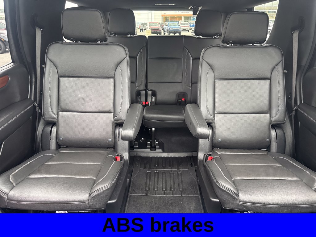 Used 2025 GMC Yukon Denali w/ Denali Reserve Package AWD/4WD image 14