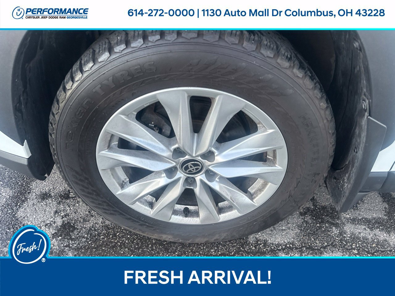 Used 2023 Toyota Corolla Cross LE AWD/4WD image 10