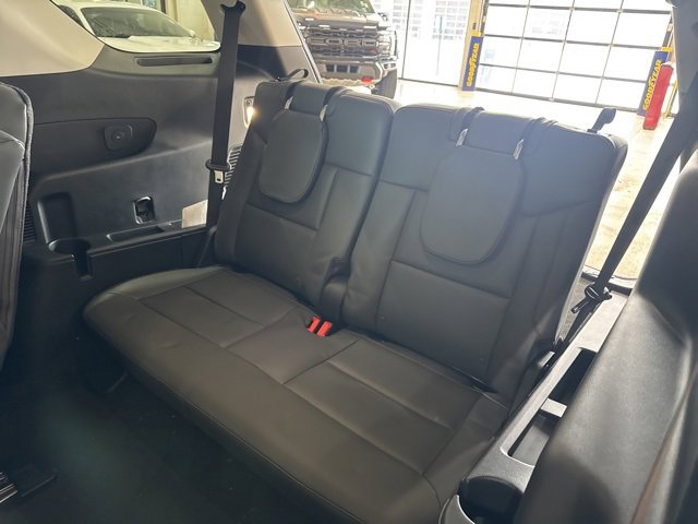 New 2026 Ford Explorer Active w/ Active Comfort Package image 11