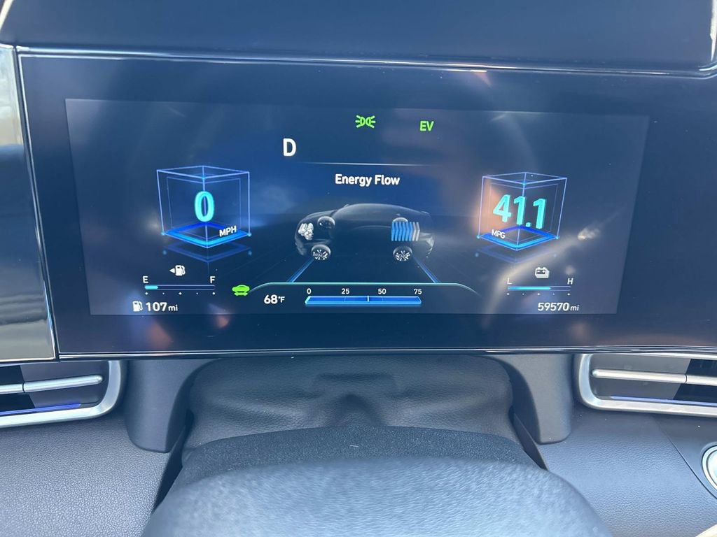 Used 2022 Hyundai Elantra Limited image 38