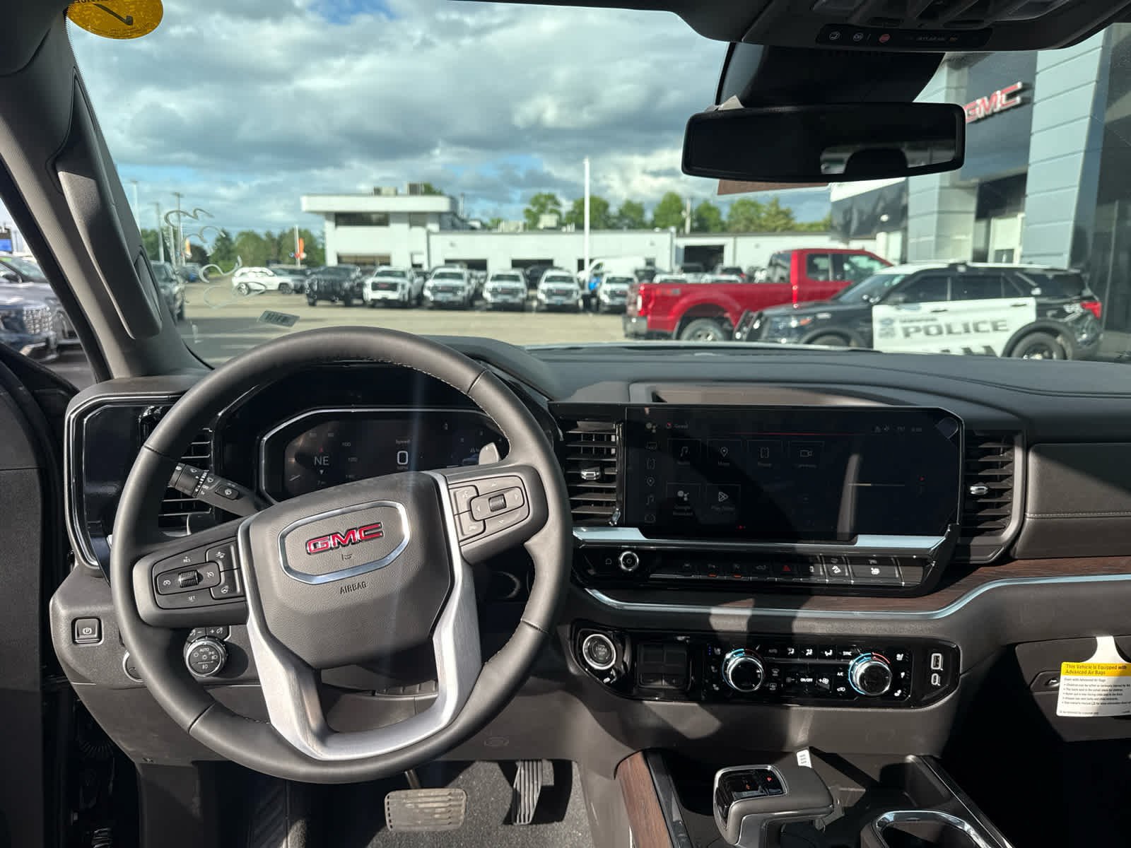 New 2026 GMC Sierra 1500 SLT w/ SLT Premium Plus Package AWD/4WD image 14