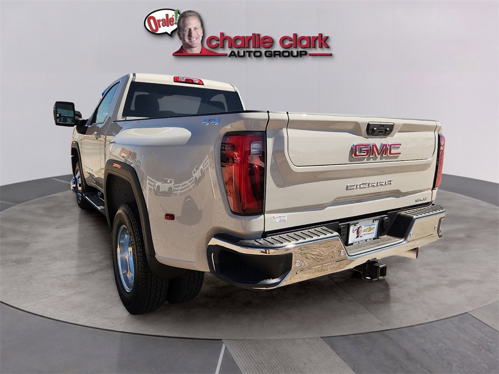 New 2026 GMC Sierra 3500 SLE image 3
