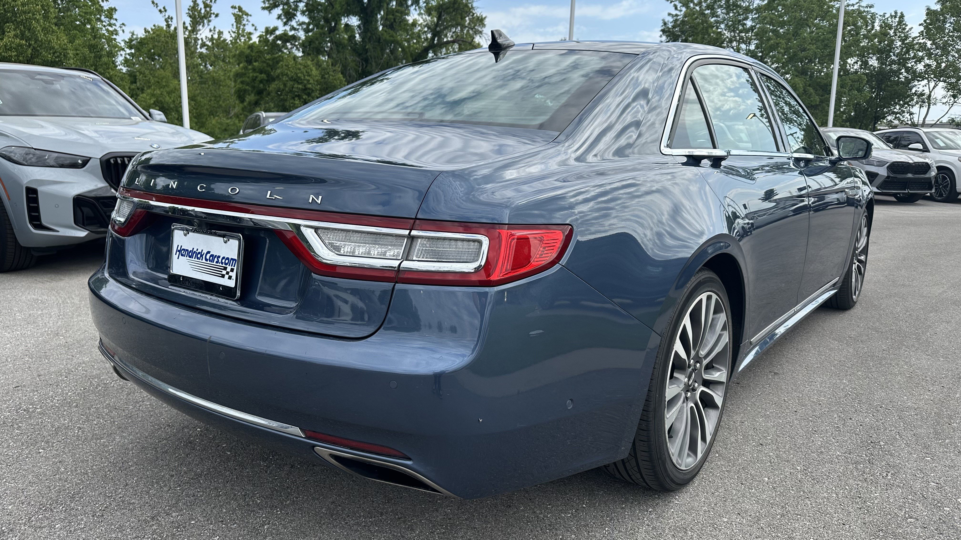 Used 2018 Lincoln Continental Reserve AWD/4WD image 10