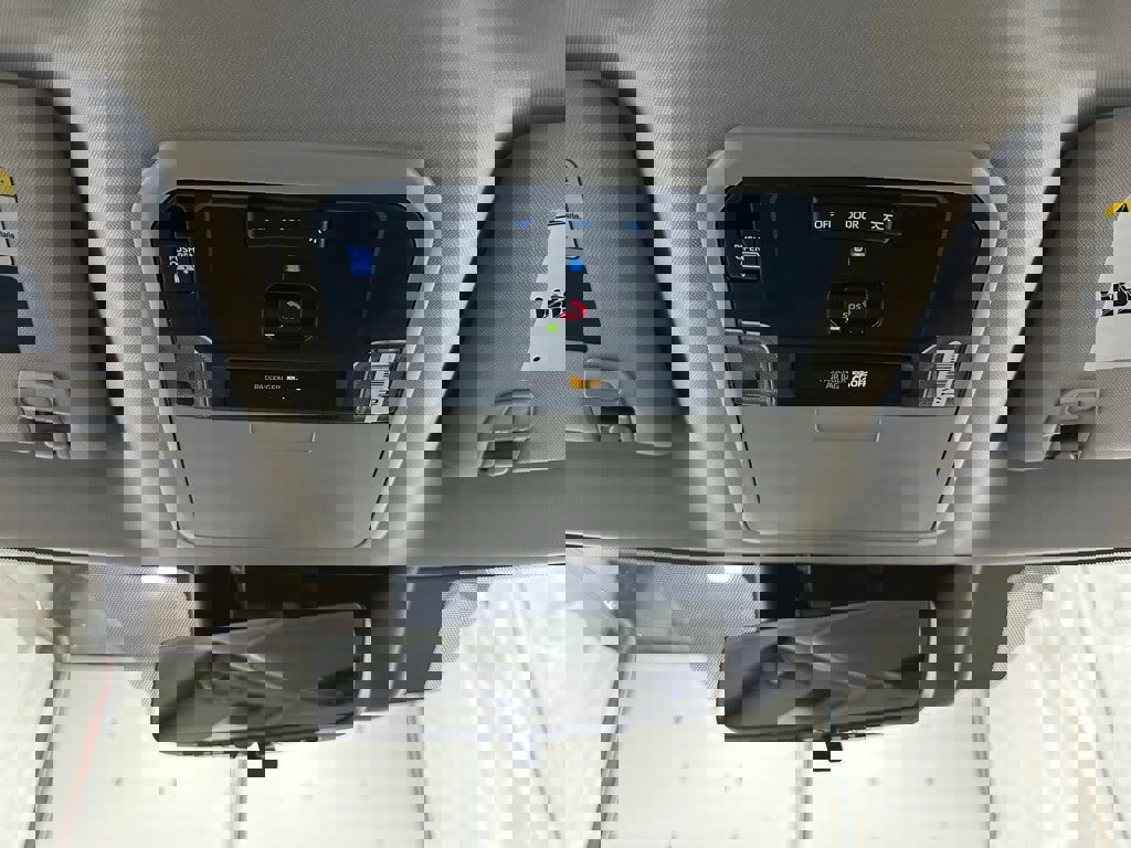 Used 2024 Toyota Tundra Limited image 40