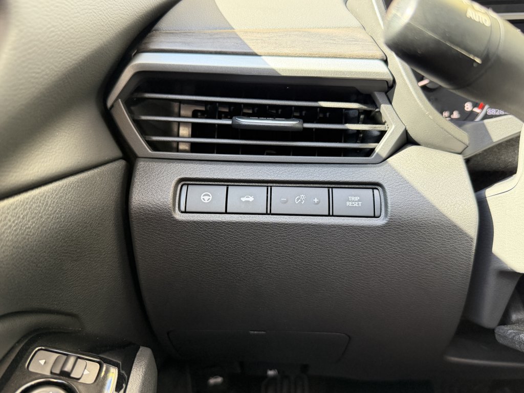 Used 2025 Nissan Altima 2.5 SL AWD/4WD image 26