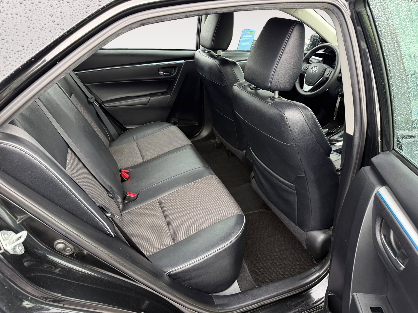Used 2014 Toyota Corolla S FWD image 18