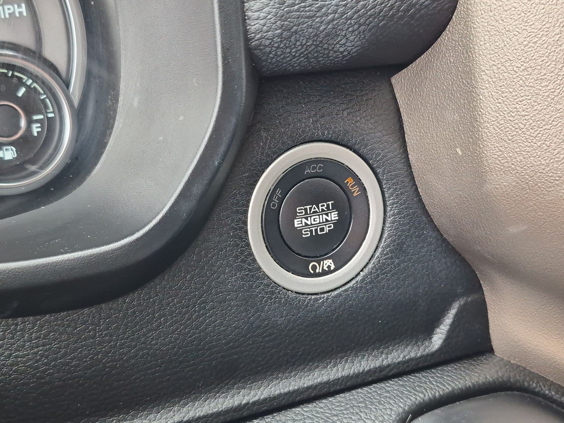 Used 2020 RAM 1500 Laramie AWD/4WD image 20