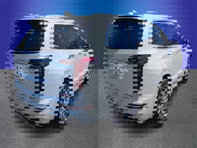 New 2025 Cadillac XT6 Premium Luxury w/ Technology Package image 5