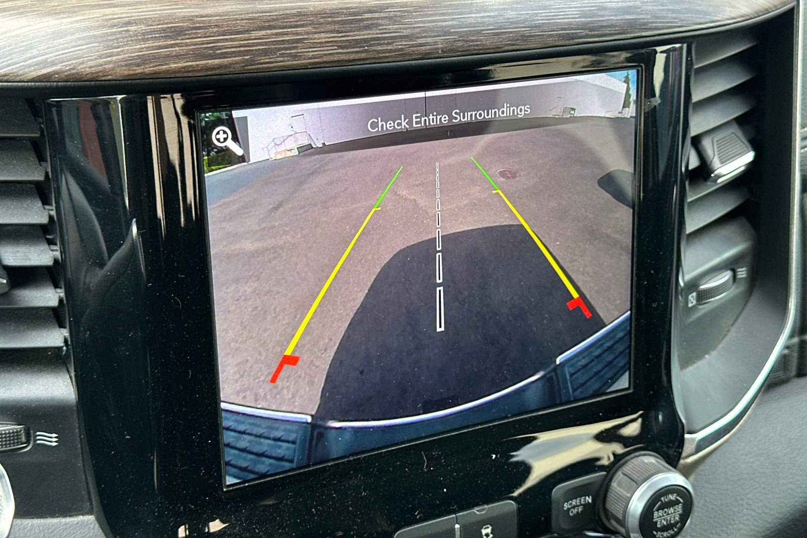 Used 2019 RAM 2500 Laramie AWD/4WD image 26