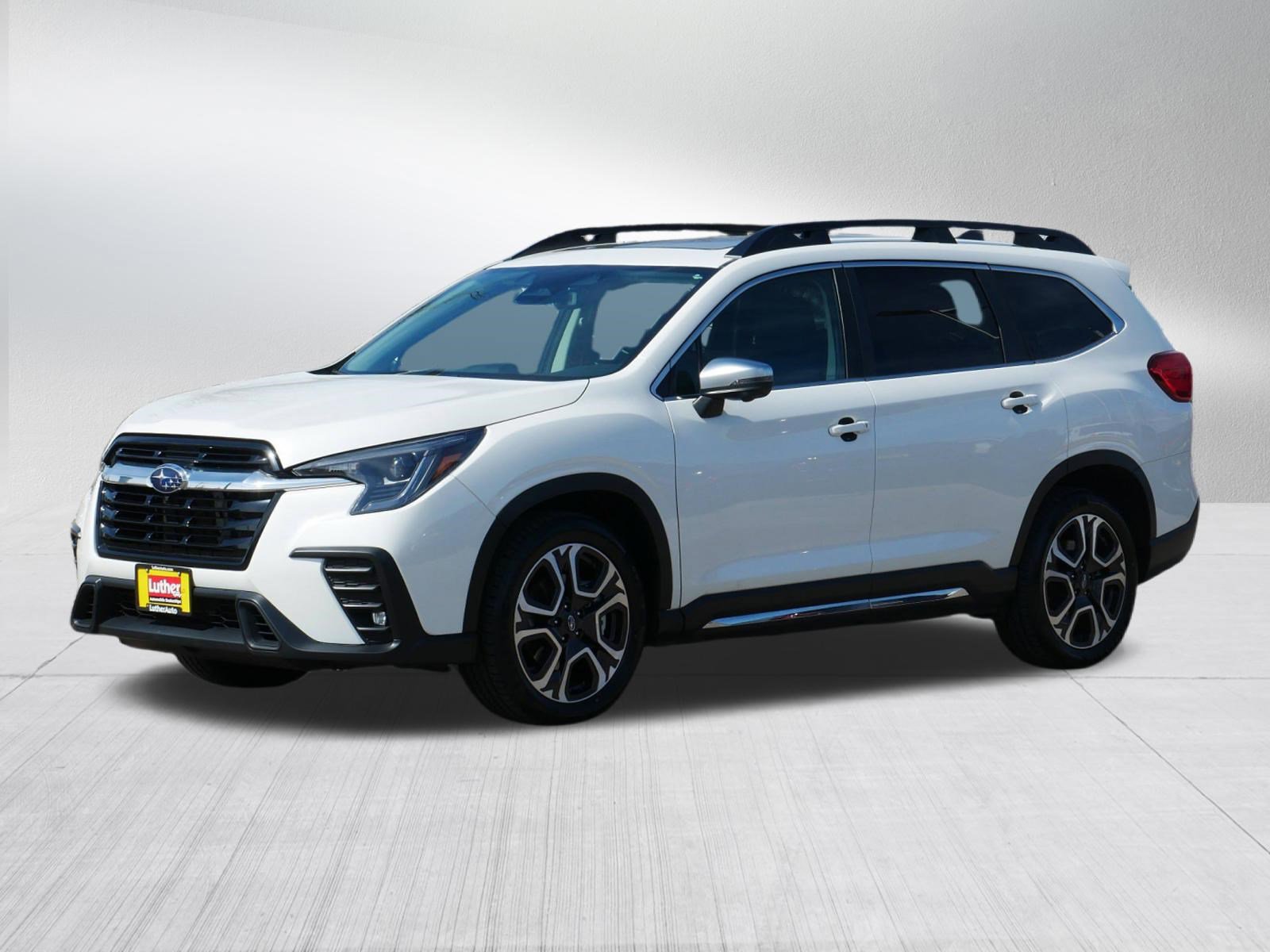 Used 2023 Subaru Ascent Limited w/ Technology Package image 3