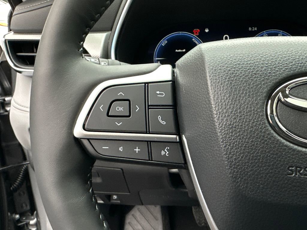 New 2026 Toyota Highlander Platinum image 27