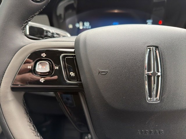 New 2026 Lincoln Corsair Premiere image 16