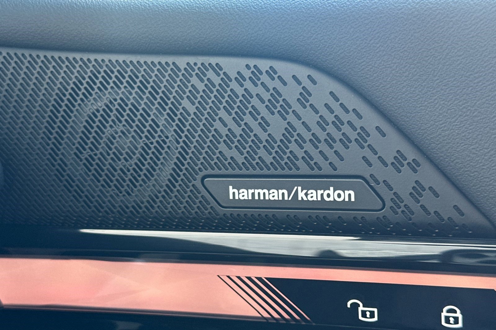 Certified 2024 BMW i5 eDrive40i w/ M Sport Package RWD image 21