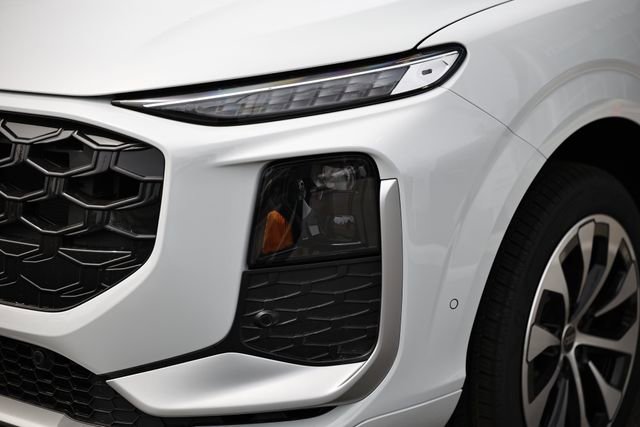 New 2026 Audi Q3 quattro 2.0T image 12