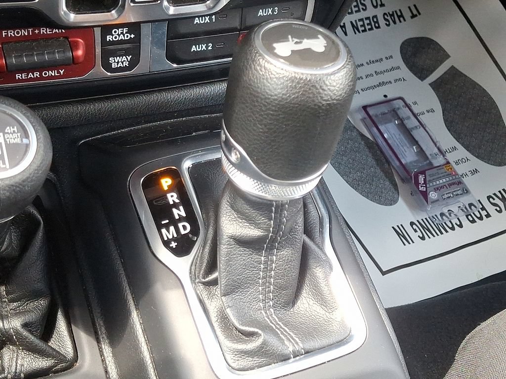 Used 2024 Jeep Wrangler Unlimited Rubicon 4xe AWD/4WD image 14