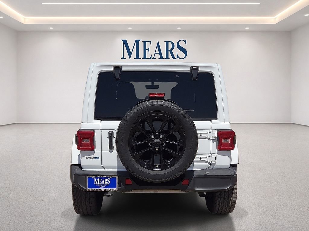 Used 2021 Jeep Wrangler Unlimited Sahara w/ Cold Weather Group AWD/4WD image 4