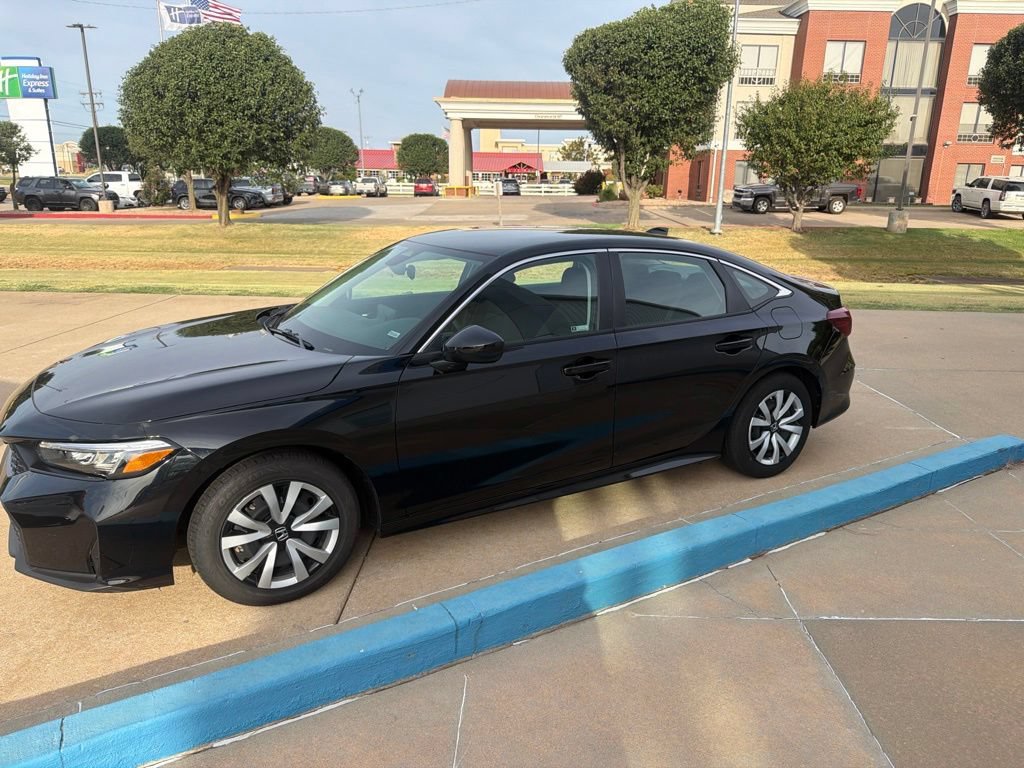 Used 2025 Honda Civic LX image 6